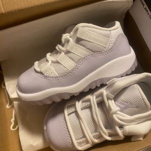 2022
Air Jordan 11 Retro Low GT 'White Pure Violet'